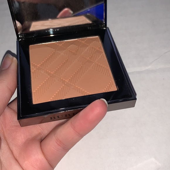 Burberry Natural Bronzer Palette - Picture 3 of 3